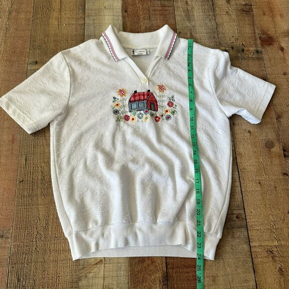 Vintage Teddi Embroidered White Polo With Floral & House Design Short Sleeve - Picture 9 of 13